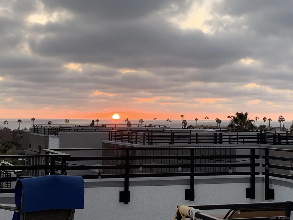 Photo of 1566 Vista Del Mar Way #2, Oceanside, CA 92054 (MLS # 2600169)