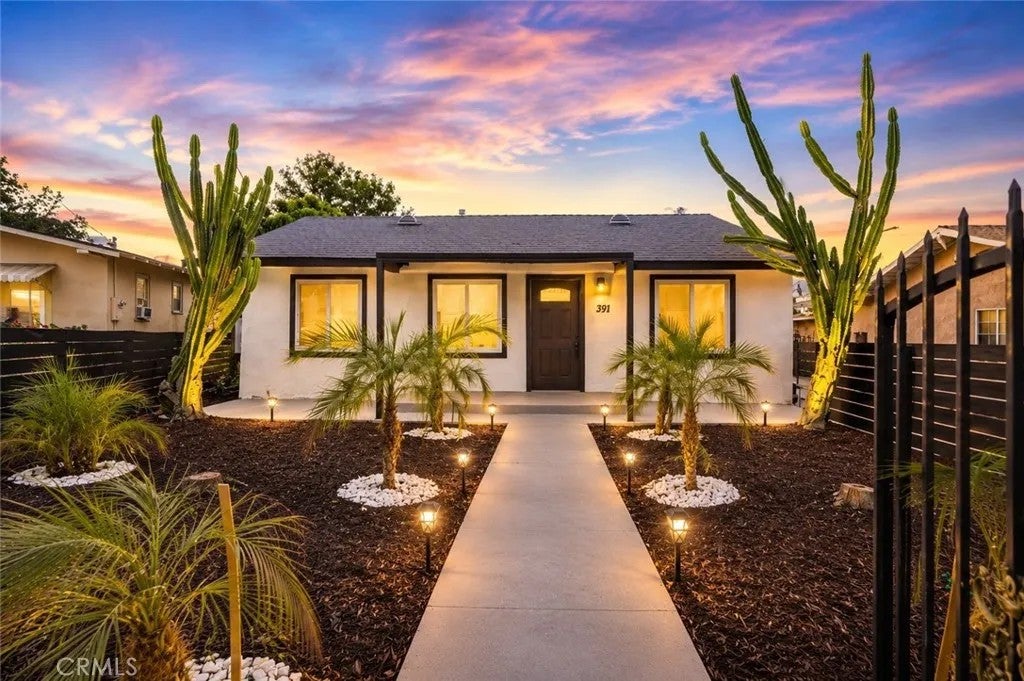 3918 Portola