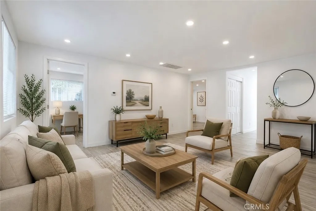 3918 Portola