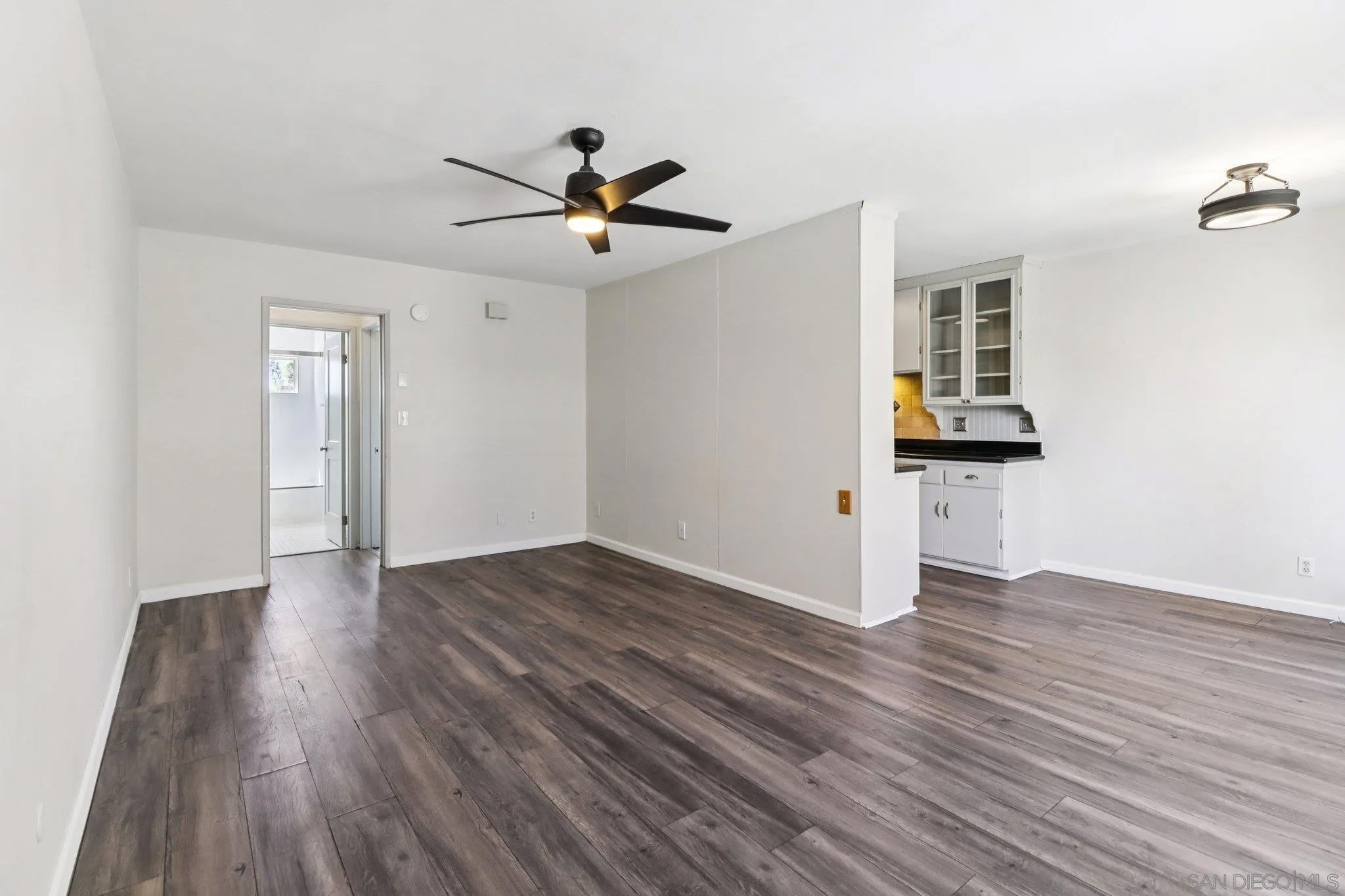 4180 Louisiana St 2I