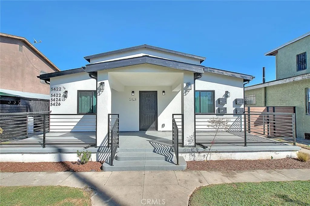 5422 Ruthelen Street