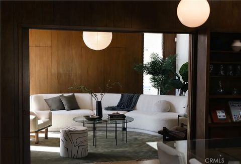 Photo of 1816 N Stanley Avenue, Los Angeles, CA 90046 (MLS # SR26049730)