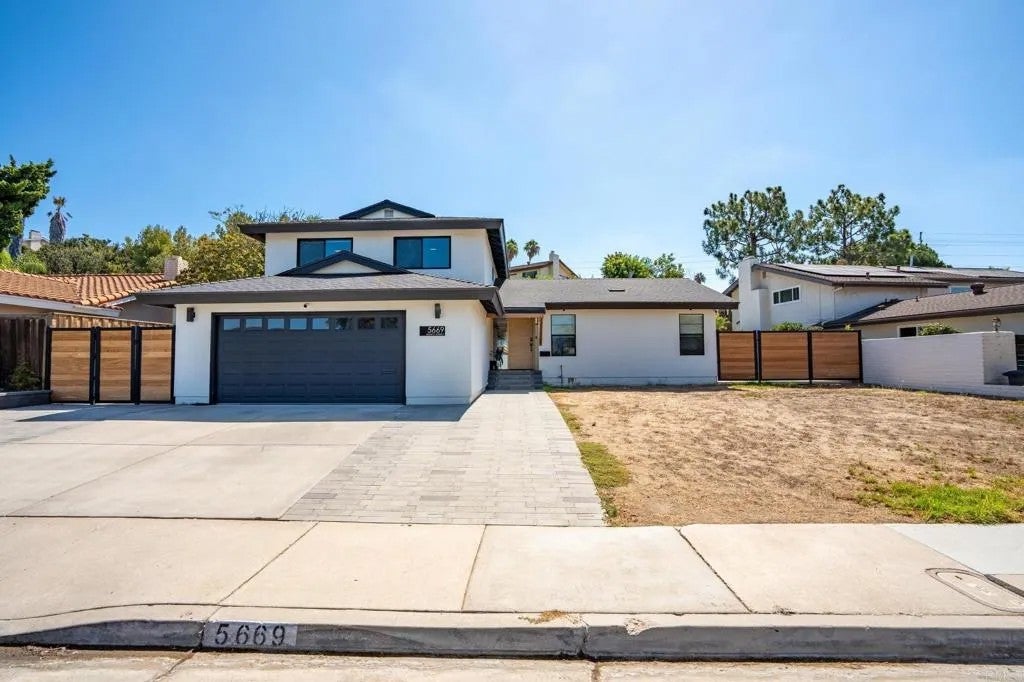 5669 Bounty Street