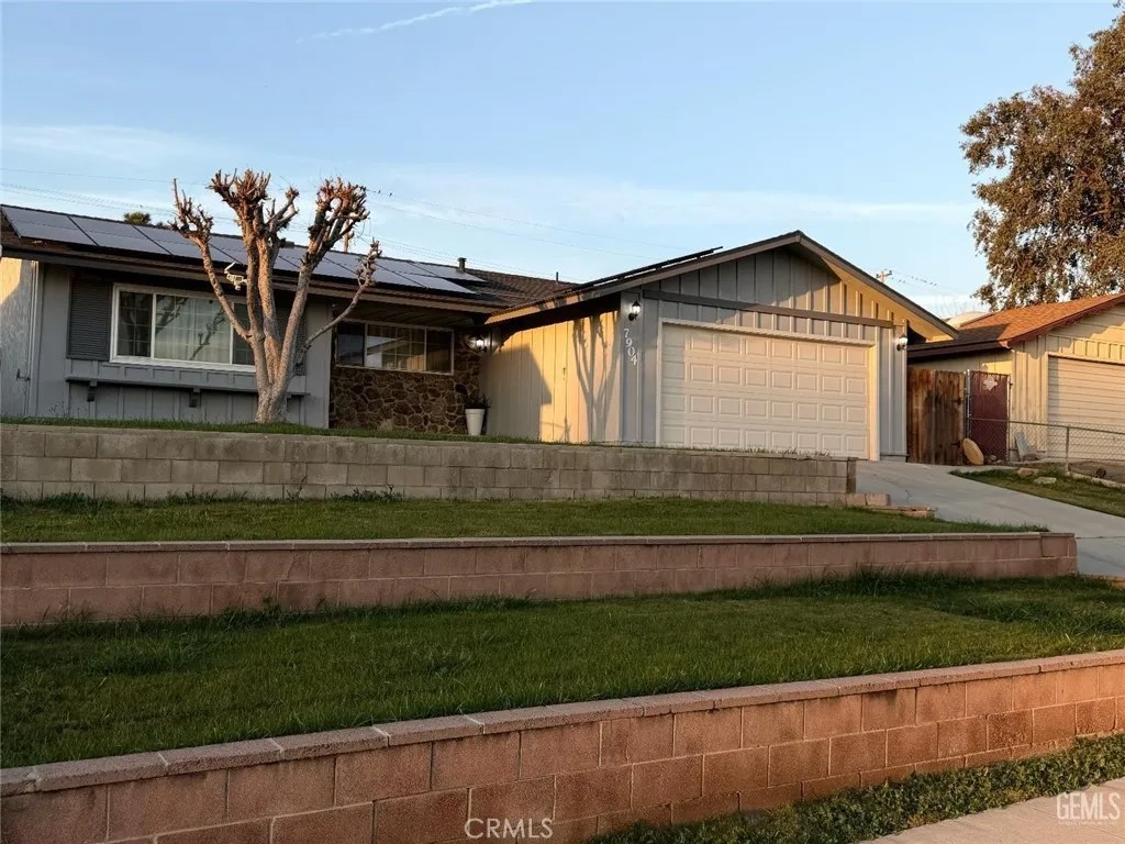 7904 Nettie Court
