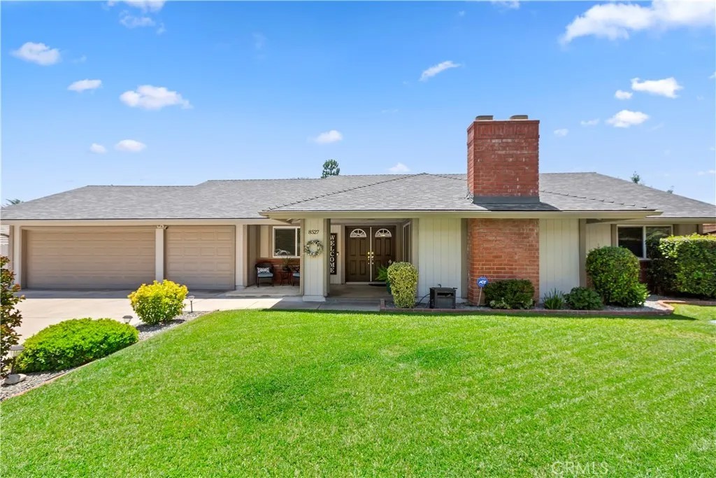 8527 Hillside Road