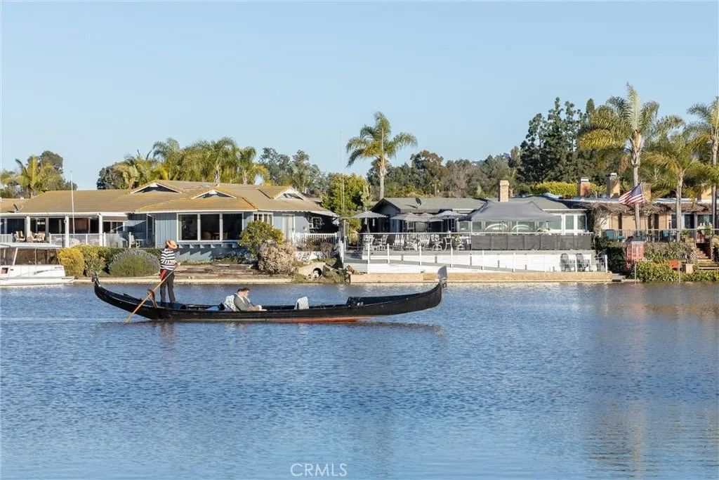 Photo of 1672 Via Ocioso, San Marcos, CA 92078 (MLS # IG26100007)