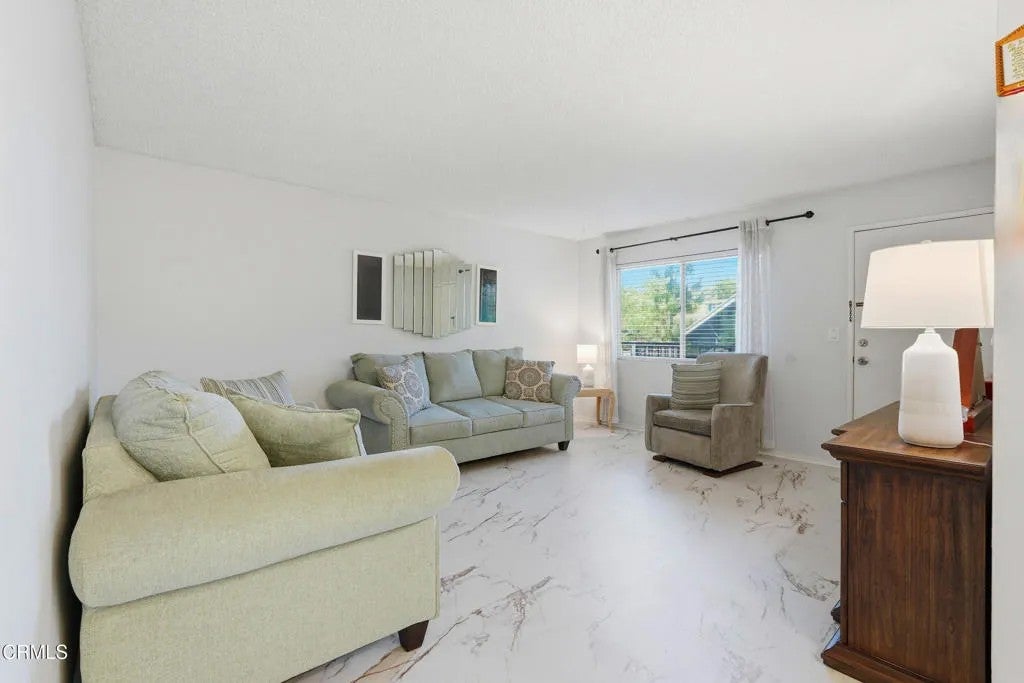 408 Burchett Street 3