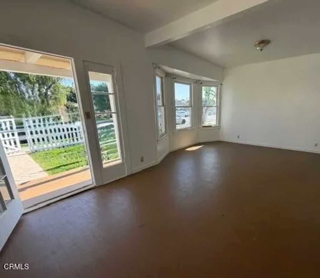 Photo of 403 S Evergreen Drive, Ventura, CA 93001 (MLS # V1-34457)