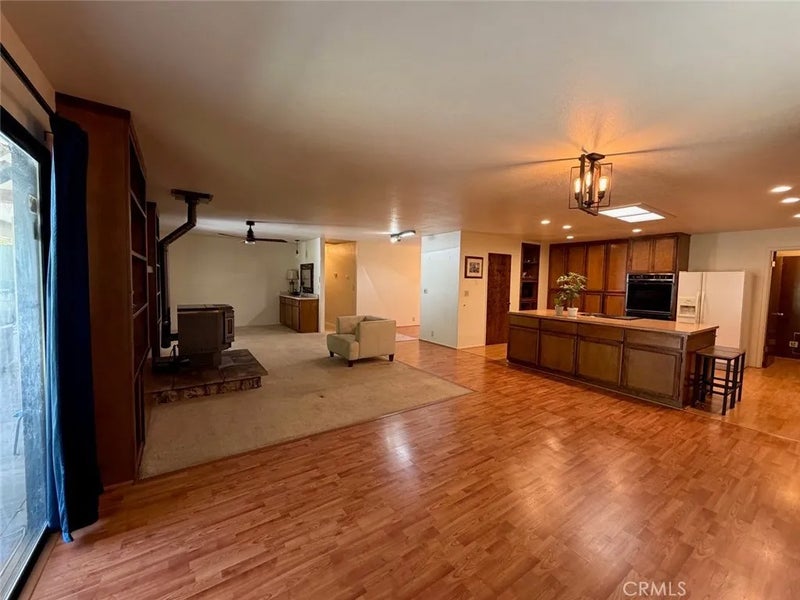 19902 Mountain North