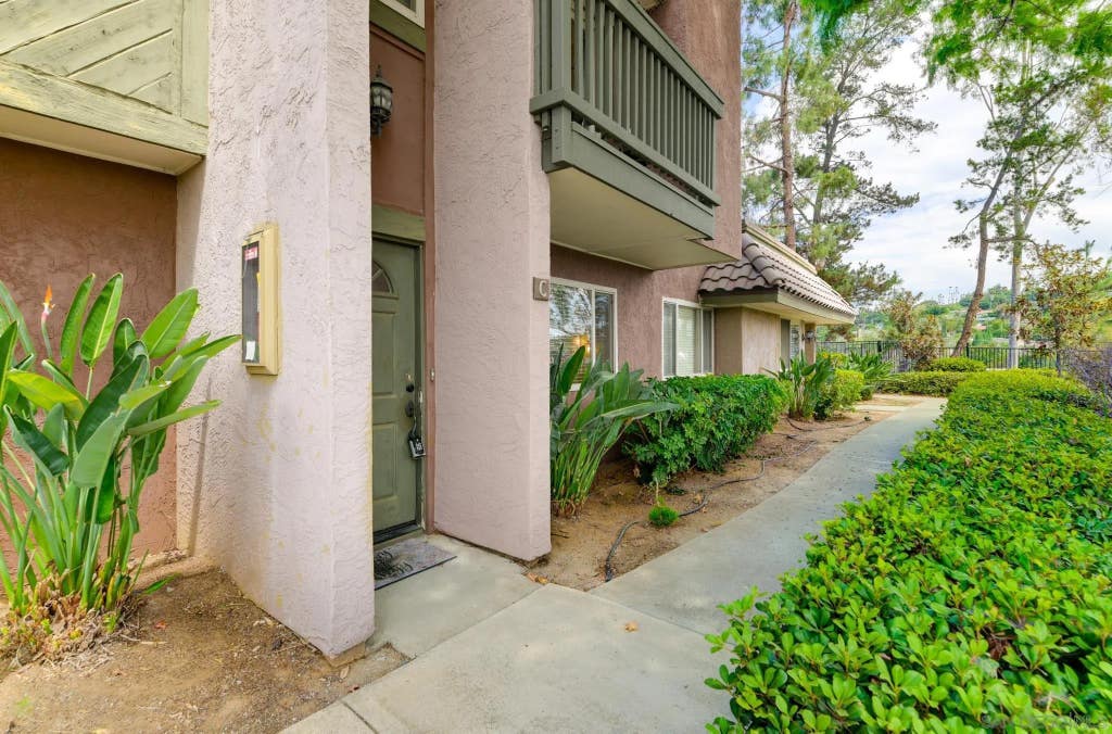 Photo of 1453 N Broadway #C, Escondido, CA 92026 (MLS # 260020782)