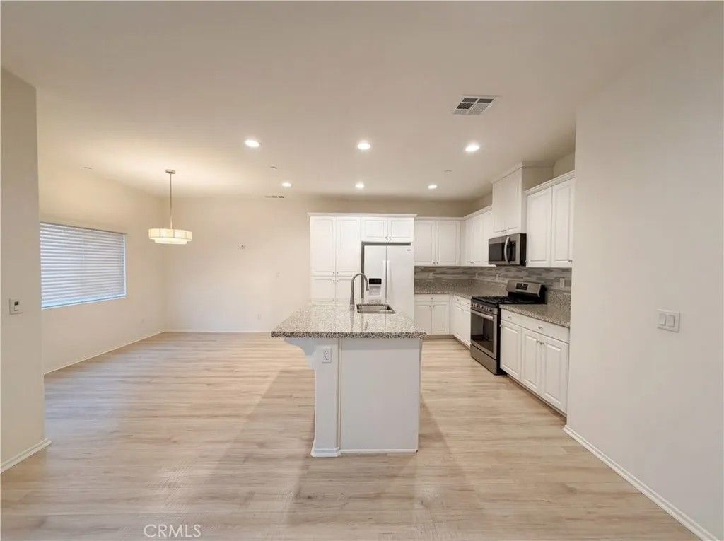 Photo of 24266 Hazelnut Avenue, Murrieta, CA 92562 (MLS # IV26073740)