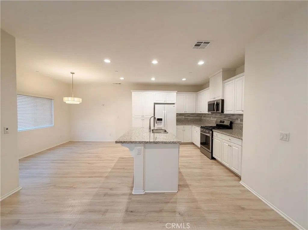 Photo of 24266 Hazelnut Ave, Murrieta, CA 92562 (MLS # IV26073740)