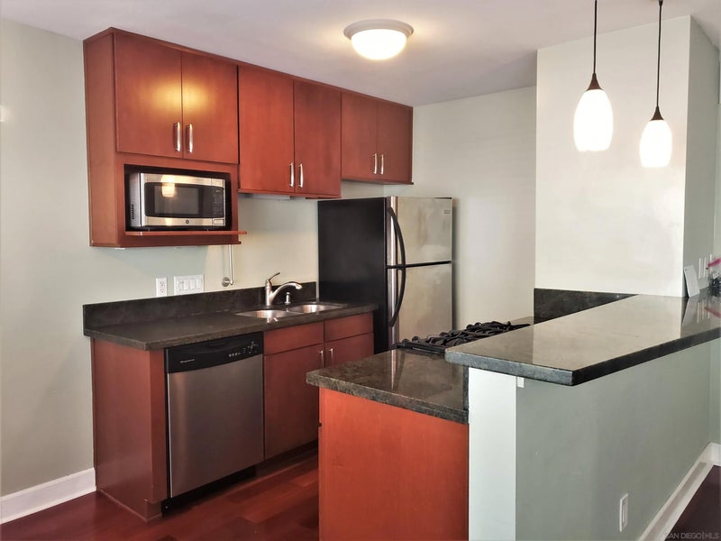 3907 Georgia 1