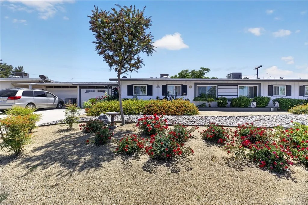 26381 Cherry Hills