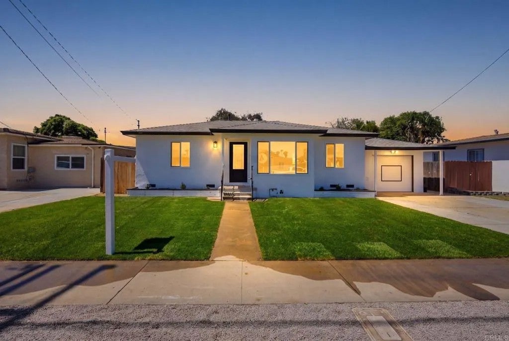 Photo of 558 Jefferson Avenue, Chula Vista, CA 91910 (MLS # PTP2606652)