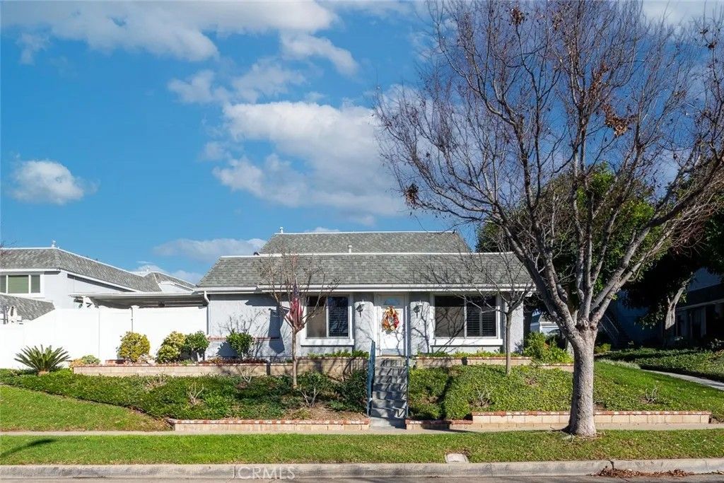 Photo of 220 N Kodiak St, Anaheim, CA 92807 (MLS # IG26006801)