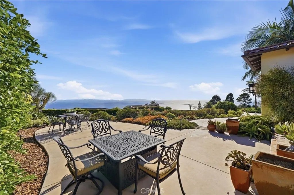 42 Oceanaire Drive