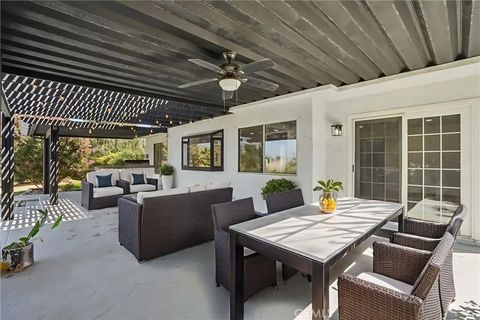 Tiny photo for 10691 Orchard View Lane, Riverside, CA 92503 (MLS # IG25231437)