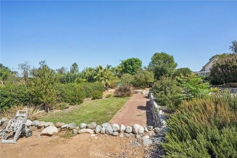 Tiny photo for 10691 Orchard View Lane, Riverside, CA 92503 (MLS # IG25231437)