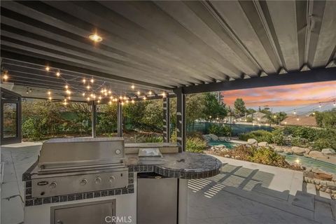 Tiny photo for 10691 Orchard View Lane, Riverside, CA 92503 (MLS # IG25231437)