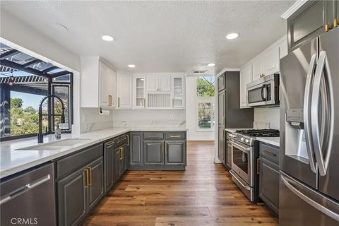 Tiny photo for 10691 Orchard View Lane, Riverside, CA 92503 (MLS # IG25231437)