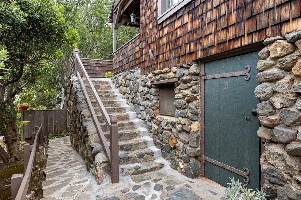 1560 Galen Drive