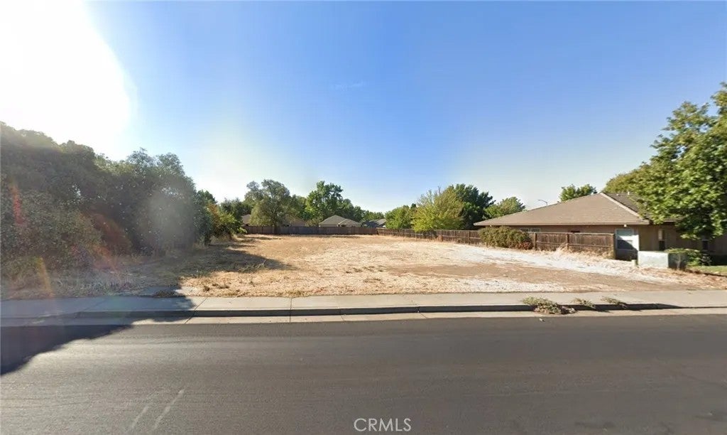 Photo of 1289 East AVE, Chico, CA 95926 (MLS # AR26217418)