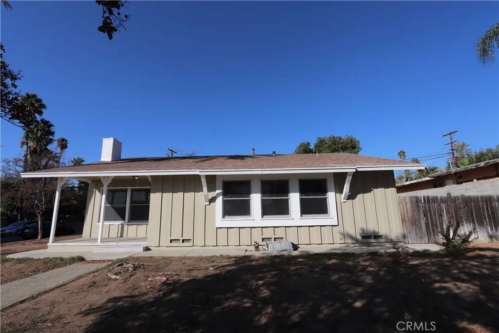 Photo of 587 W Blaine, Riverside, CA 92507 (MLS # PF26006618)