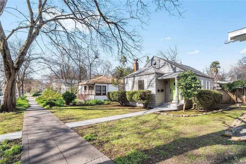 Photo of 686 E 7th Street, Chico, CA 95928 (MLS # SN26027847)