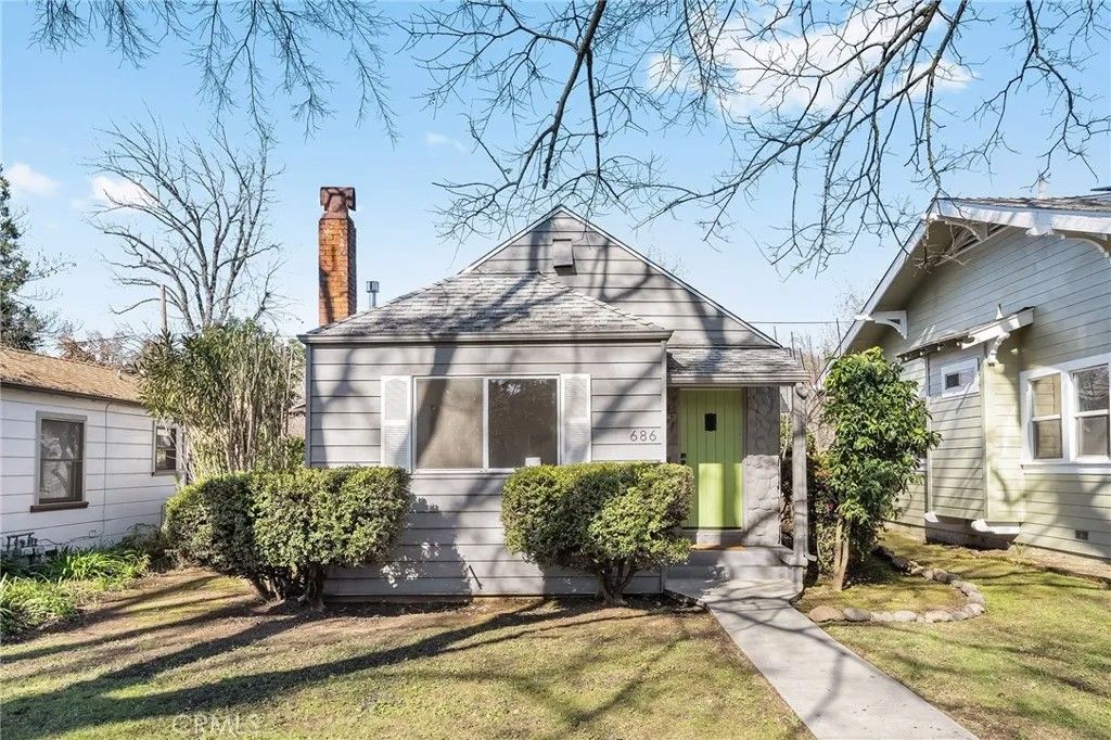 Photo of 686 E 7th Street, Chico, CA 95928 (MLS # SN26027847)