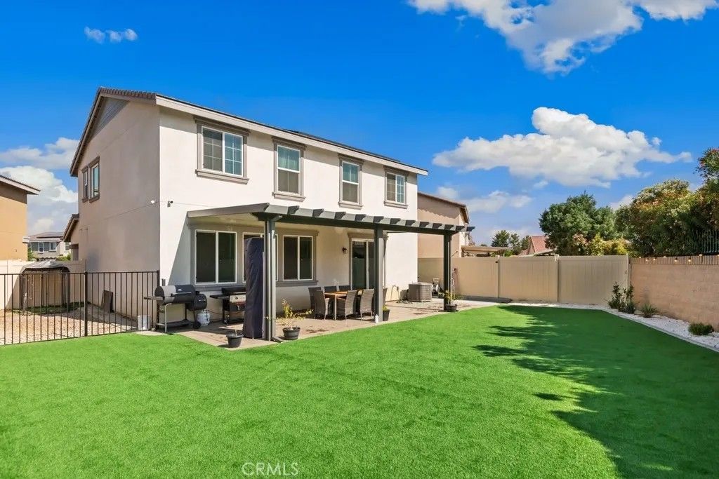 Photo of 1759 Gooseberry Lane, San Jacinto, CA 92583 (MLS # SW25188920)