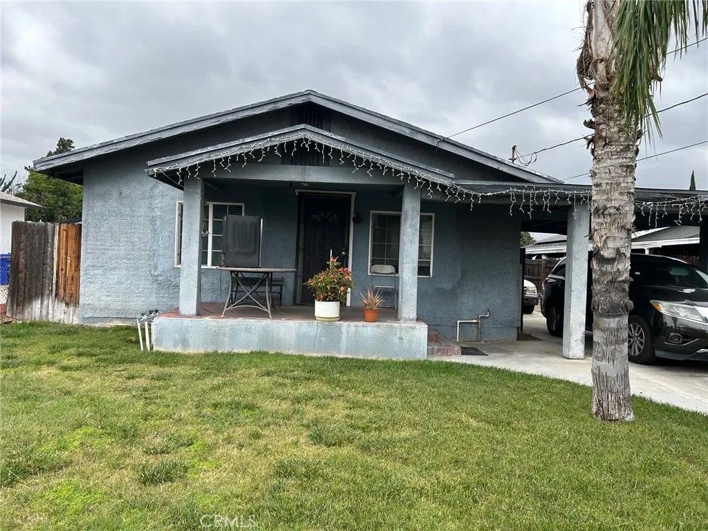 Photo of 994 Magnolia Ave, San Bernardino, CA 92411 (MLS # DW25273821)
