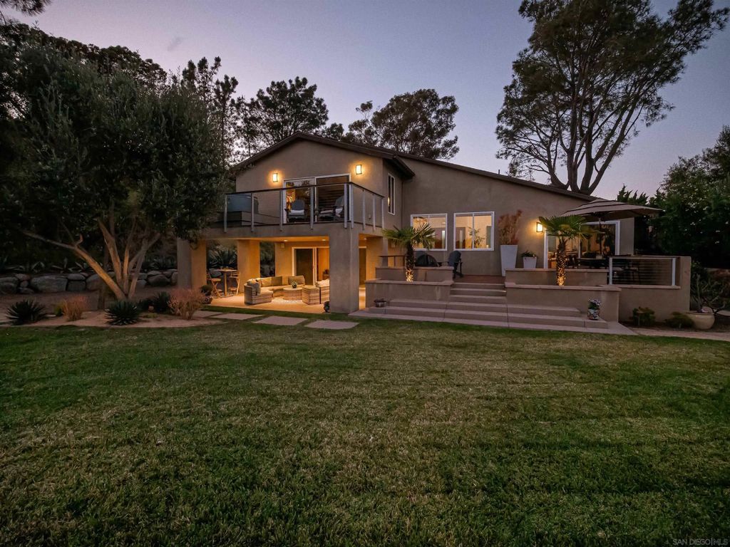 Photo of 12902 Biscayne Cove, San Diego, CA 92014 (MLS # 260006784)