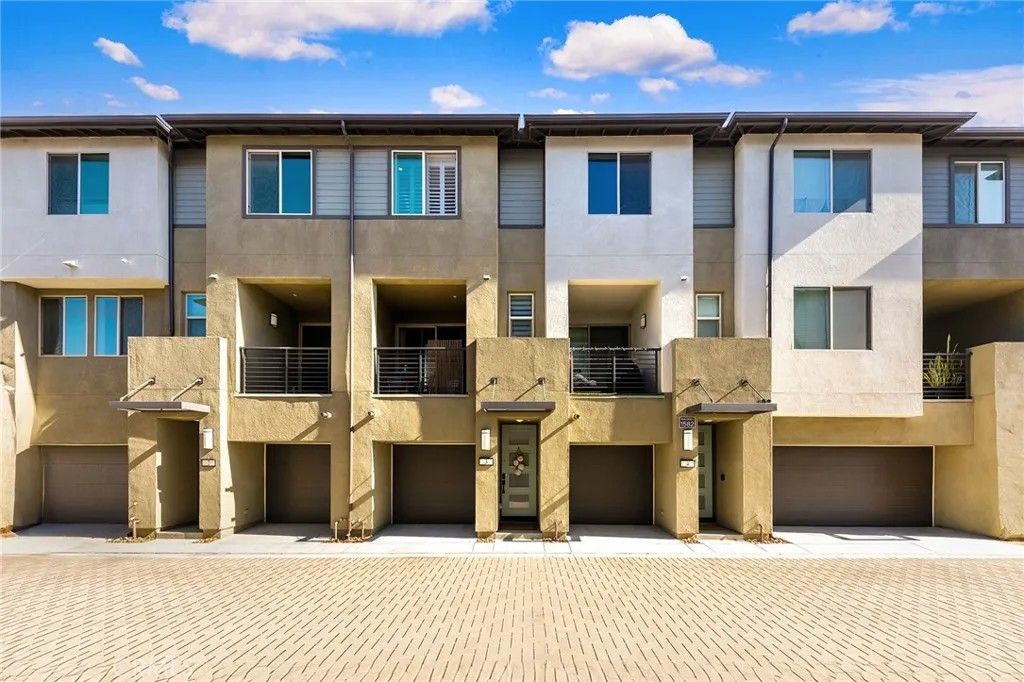 Photo of 1582 Topeka Ave Unit 3 Ave, Placentia, CA 92870 (MLS # OC26009622)