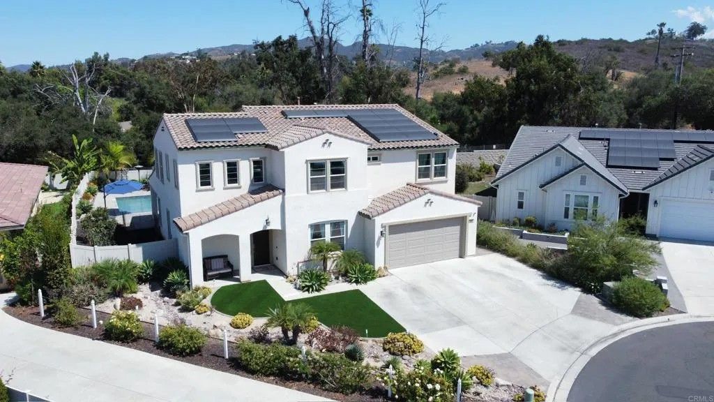 Photo of 1564 Manzanita Hollows Lane, Vista, CA 92084 (MLS # NDP2508627)