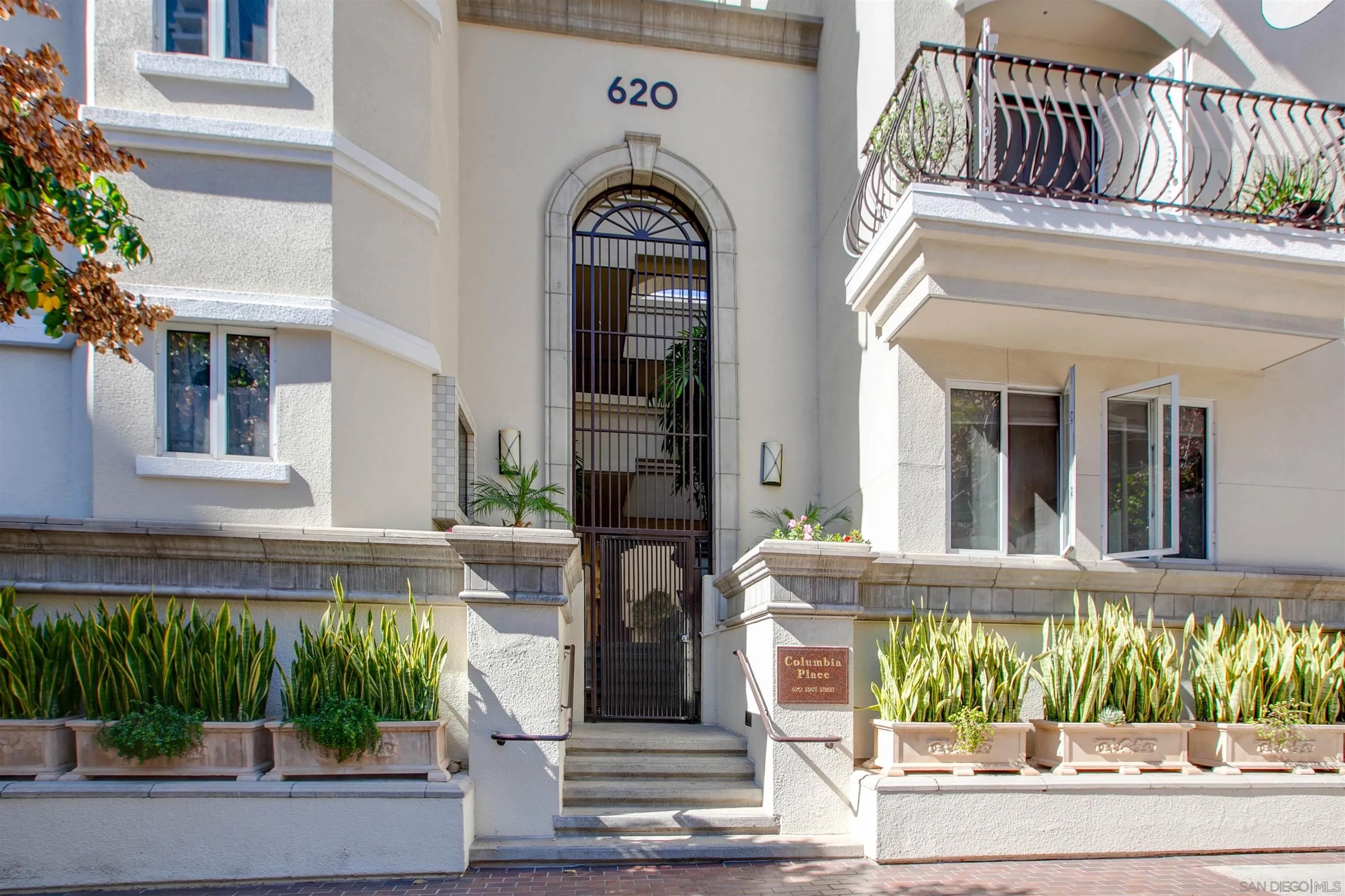 620 State St 123