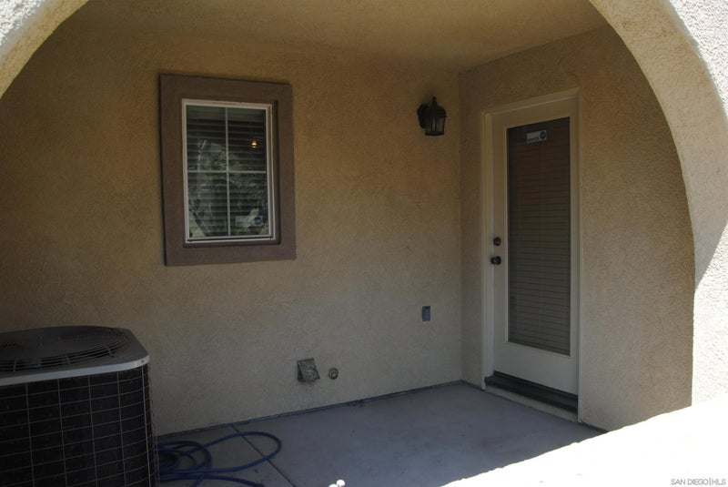 738 Hatfield