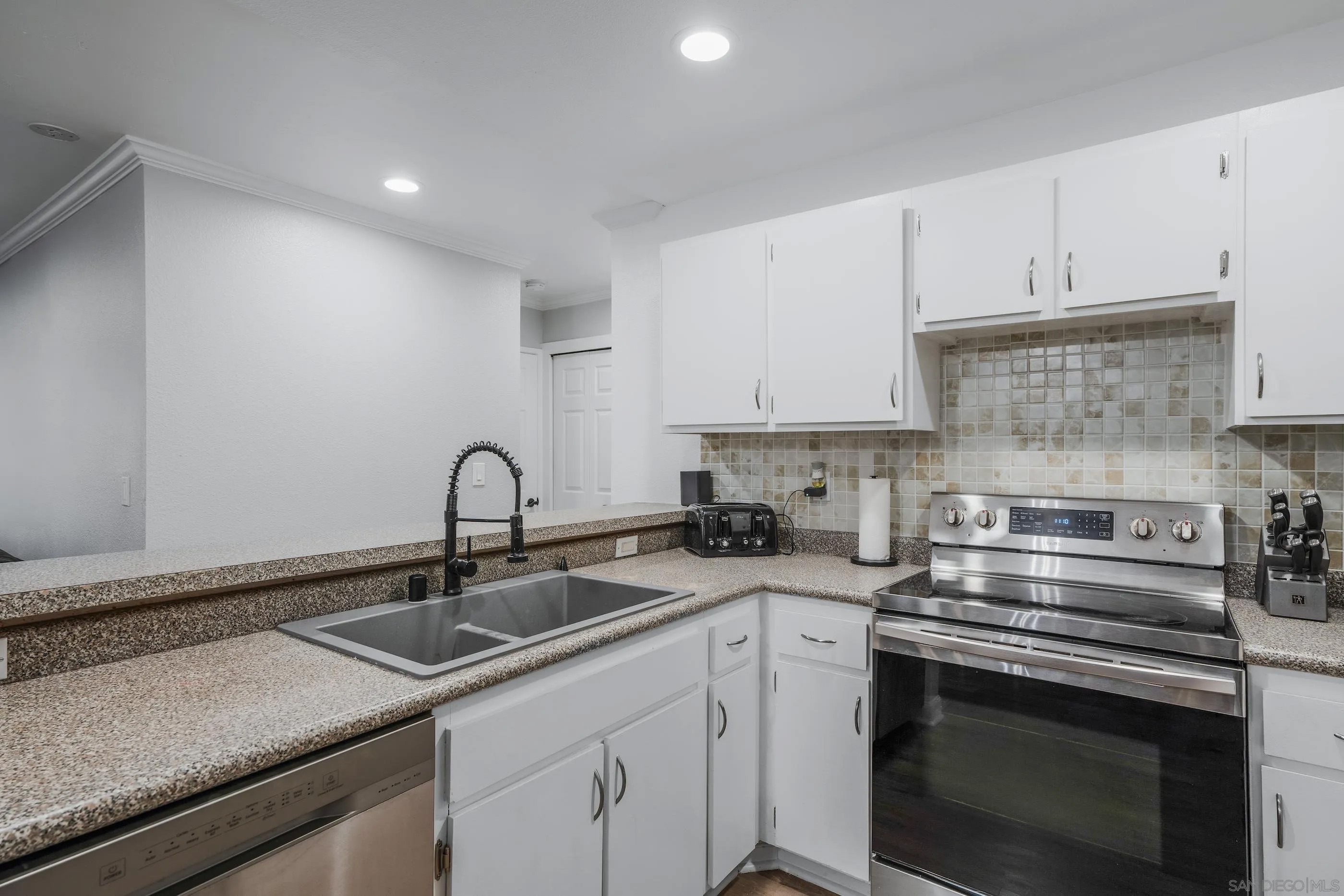 6275 Rancho Mission 105