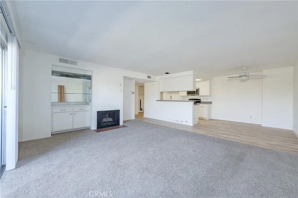 12635 Main Street 201