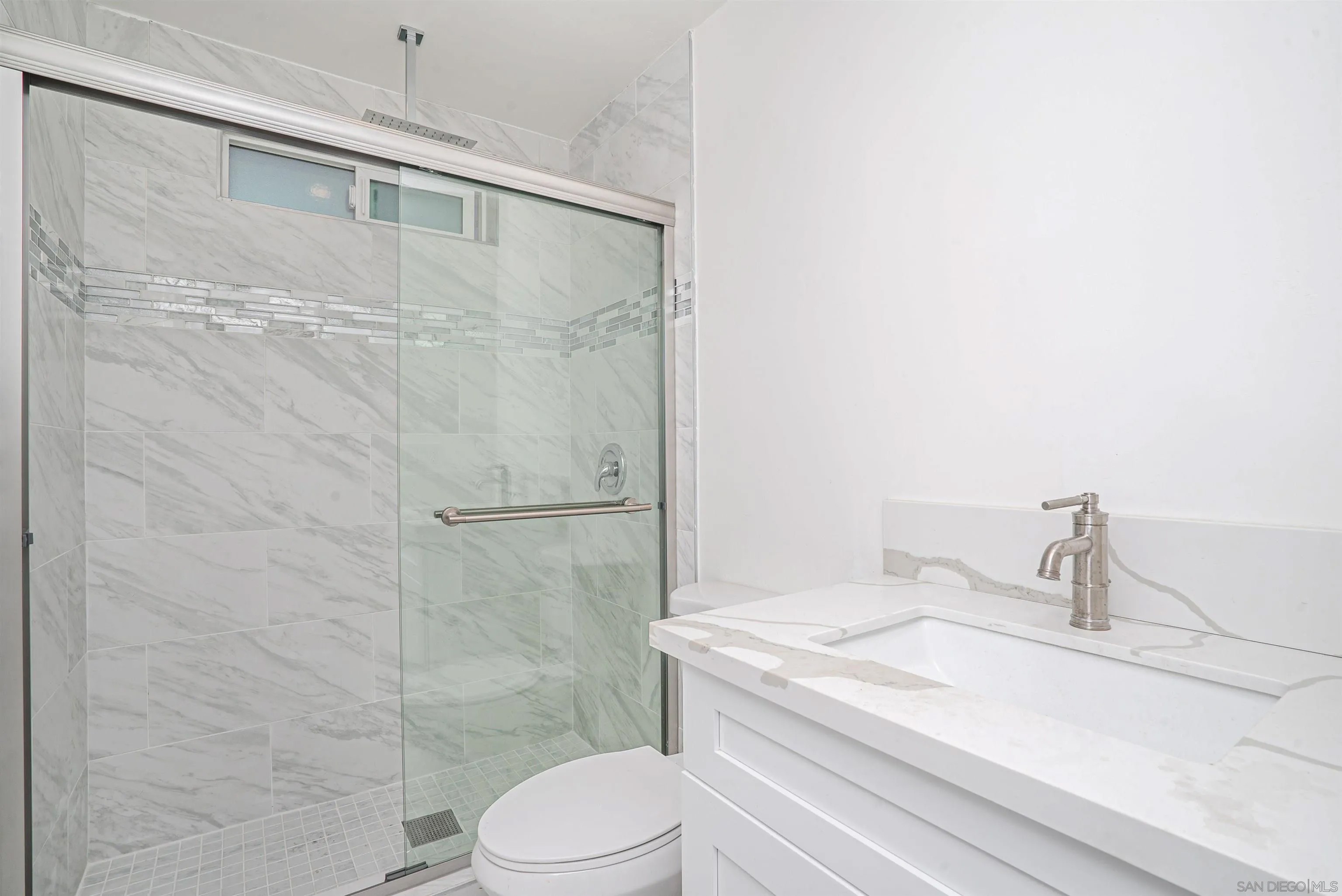 3005-3013 Vancouver Ave.