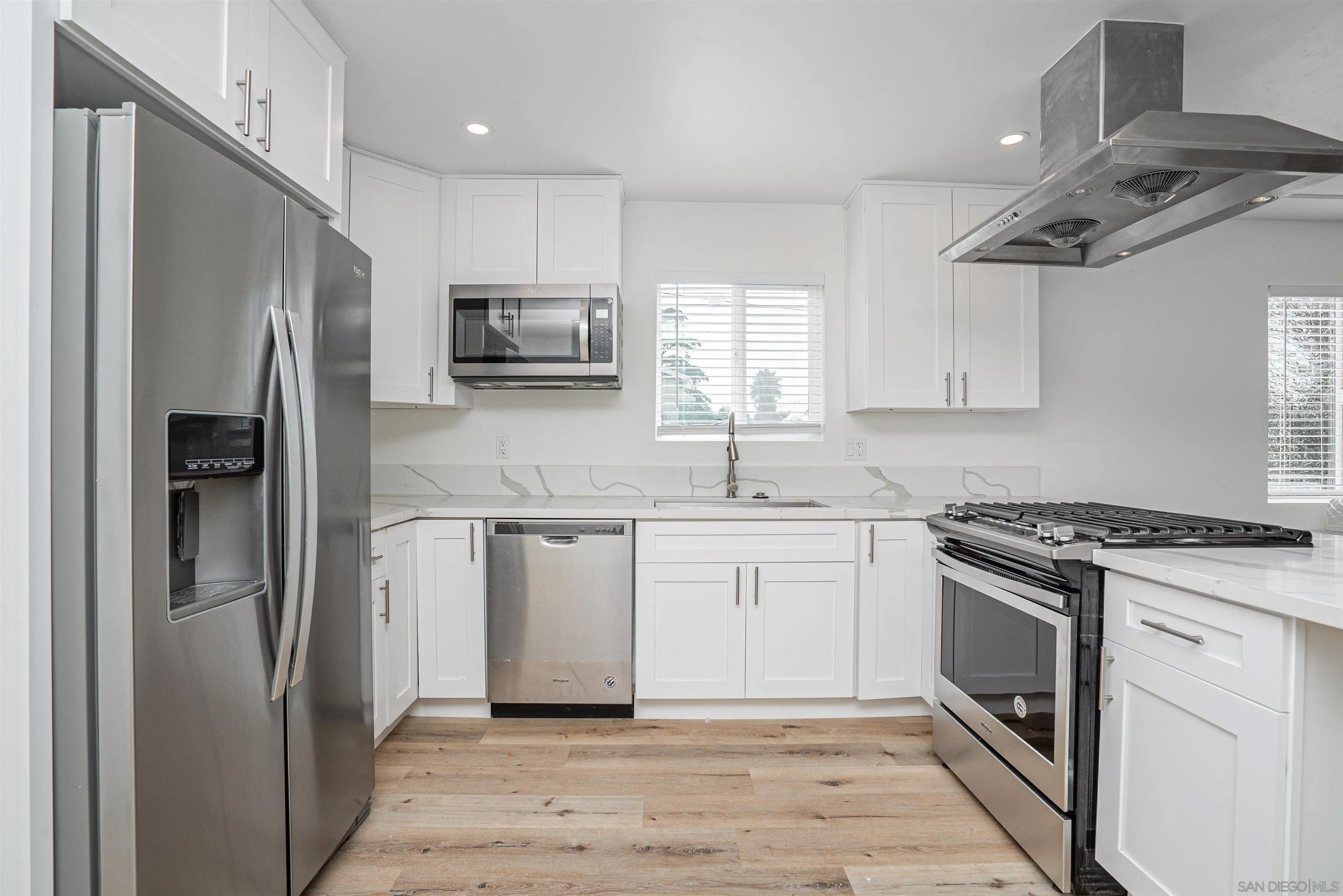 3005-3013 Vancouver Ave.