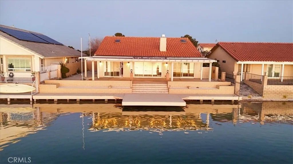 Photo of 27470 Lakeview Drive, Helendale, CA 92342 (MLS # CV26004153)