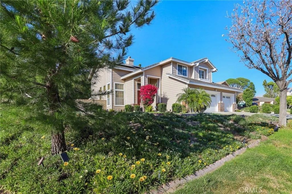 Photo of 14215 Everglades Court, Canyon Country, CA 91387 (MLS # SR26060391)