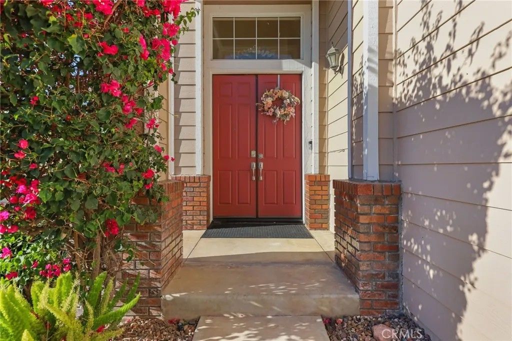 Photo of 14215 Everglades Court, Canyon Country, CA 91387 (MLS # SR26060391)