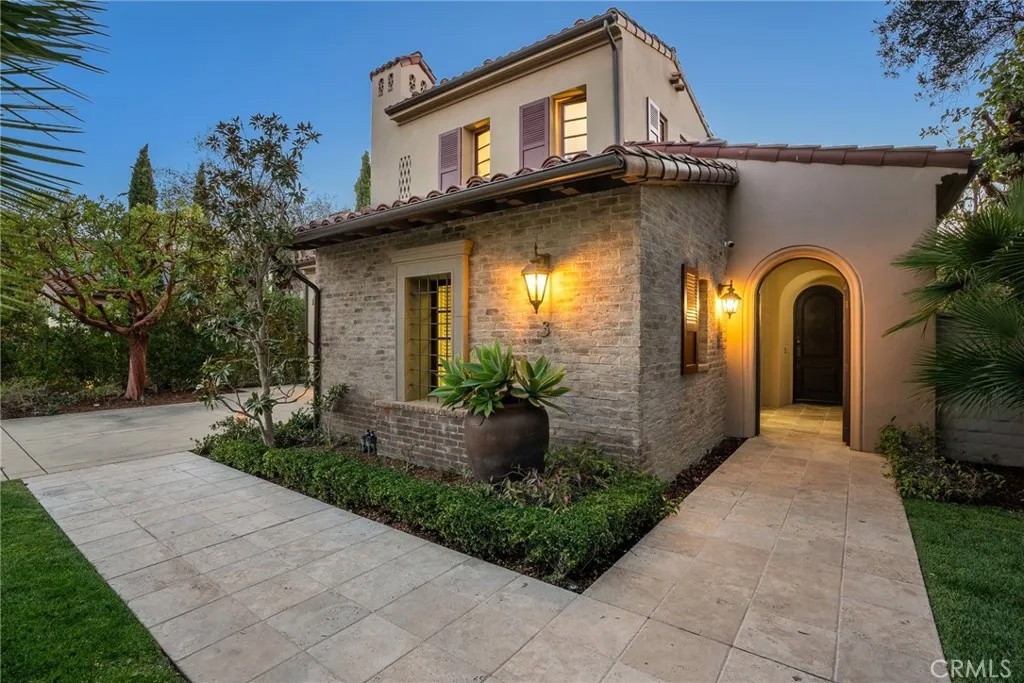 3 Coral Cay