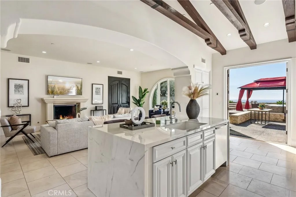 3 Coral Cay