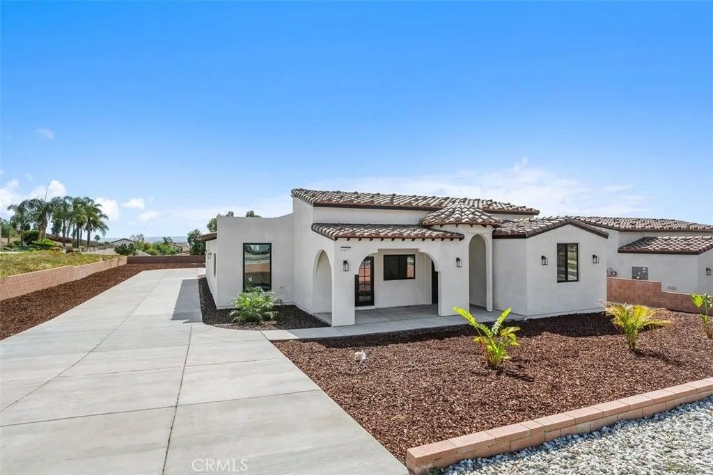 Photo of 4477 Gilchrist Drive, Riverside, CA 92505 (MLS # IV26104800)