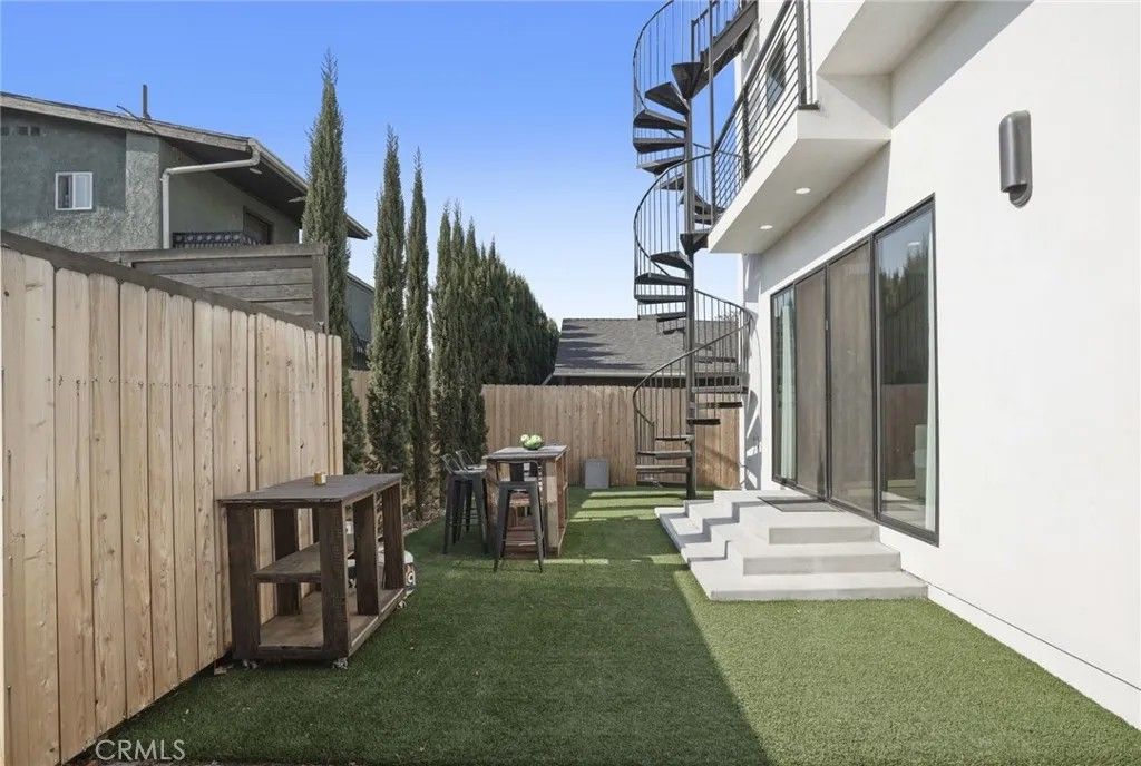Photo of 1916 W Court Street, Los Angeles, CA 90026 (MLS # CV25282432)