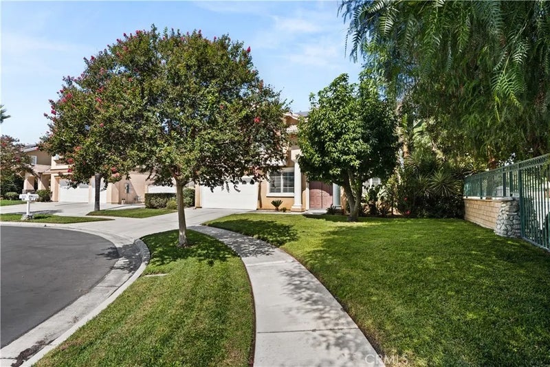 9476 Glenaire Court