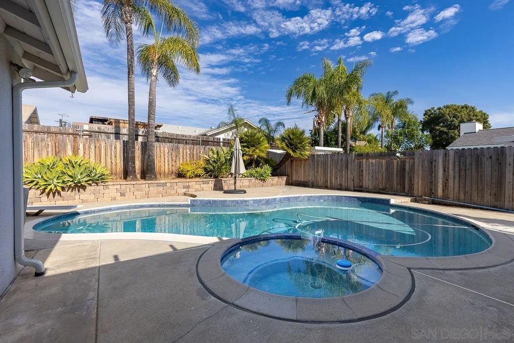 Photo of 1070 Paula Way, Escondido, CA 92027 (MLS # 250043321)